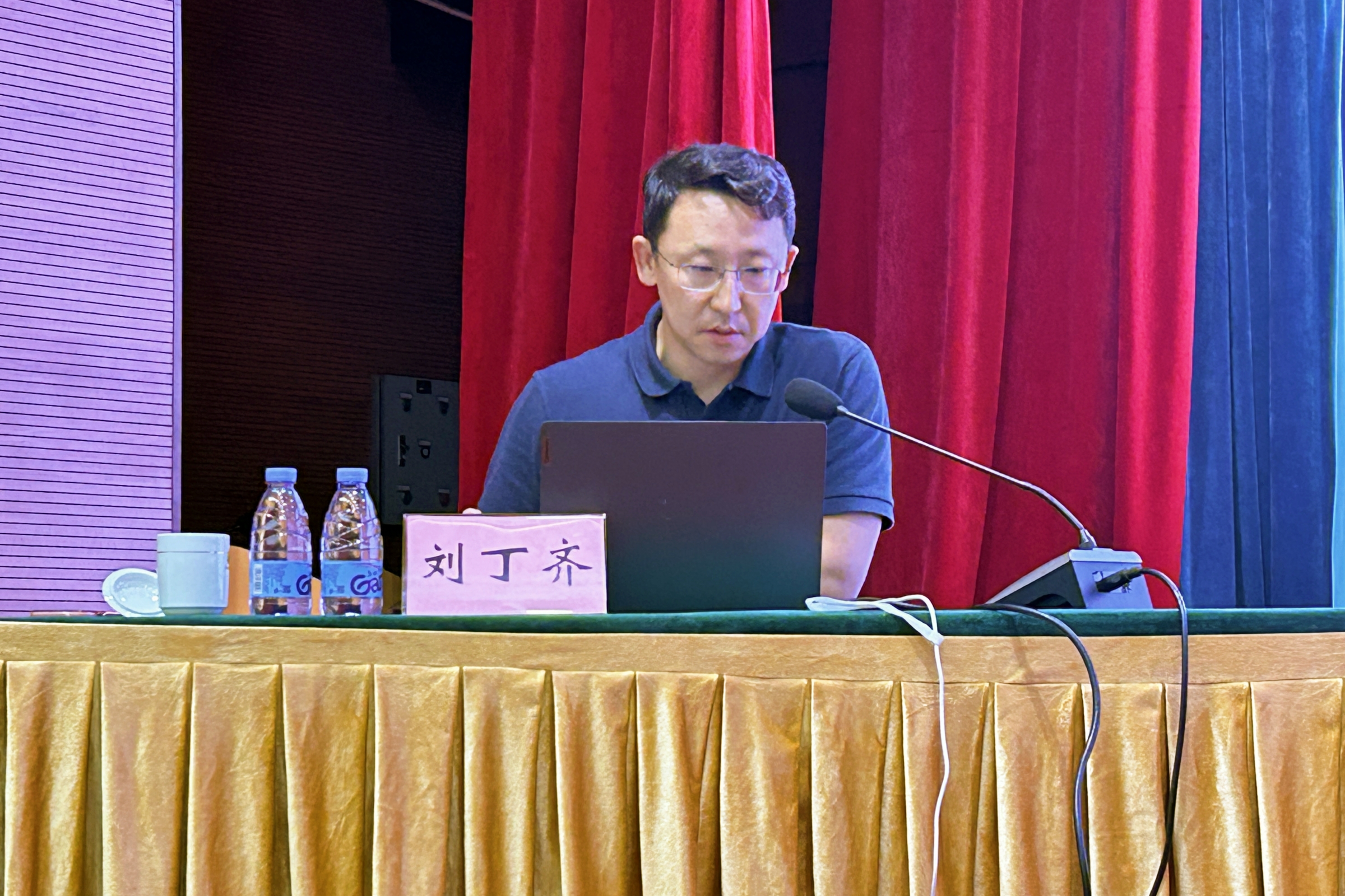刘丁齐_副本.jpg